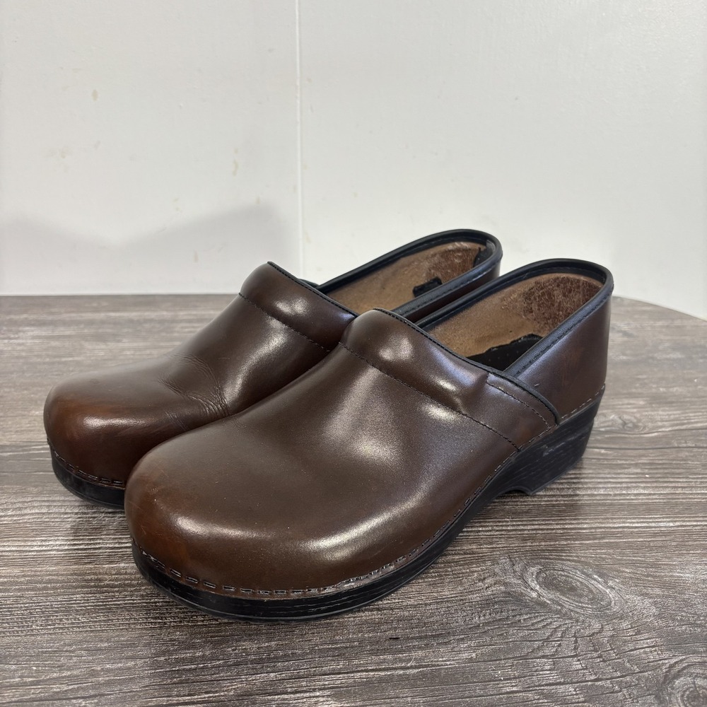 Dansko Clog Shoes Womens 41 9.5 Brown Leather Slip On Non-Slip Work Nursing